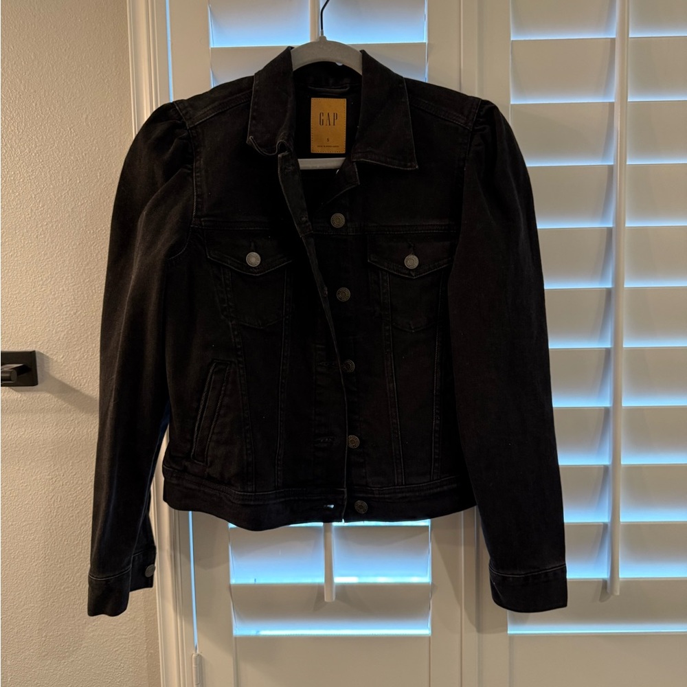 GAP Classic Black Jacket
